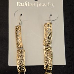 Chic Goldtone Filigree Dangle Pierced Earrings